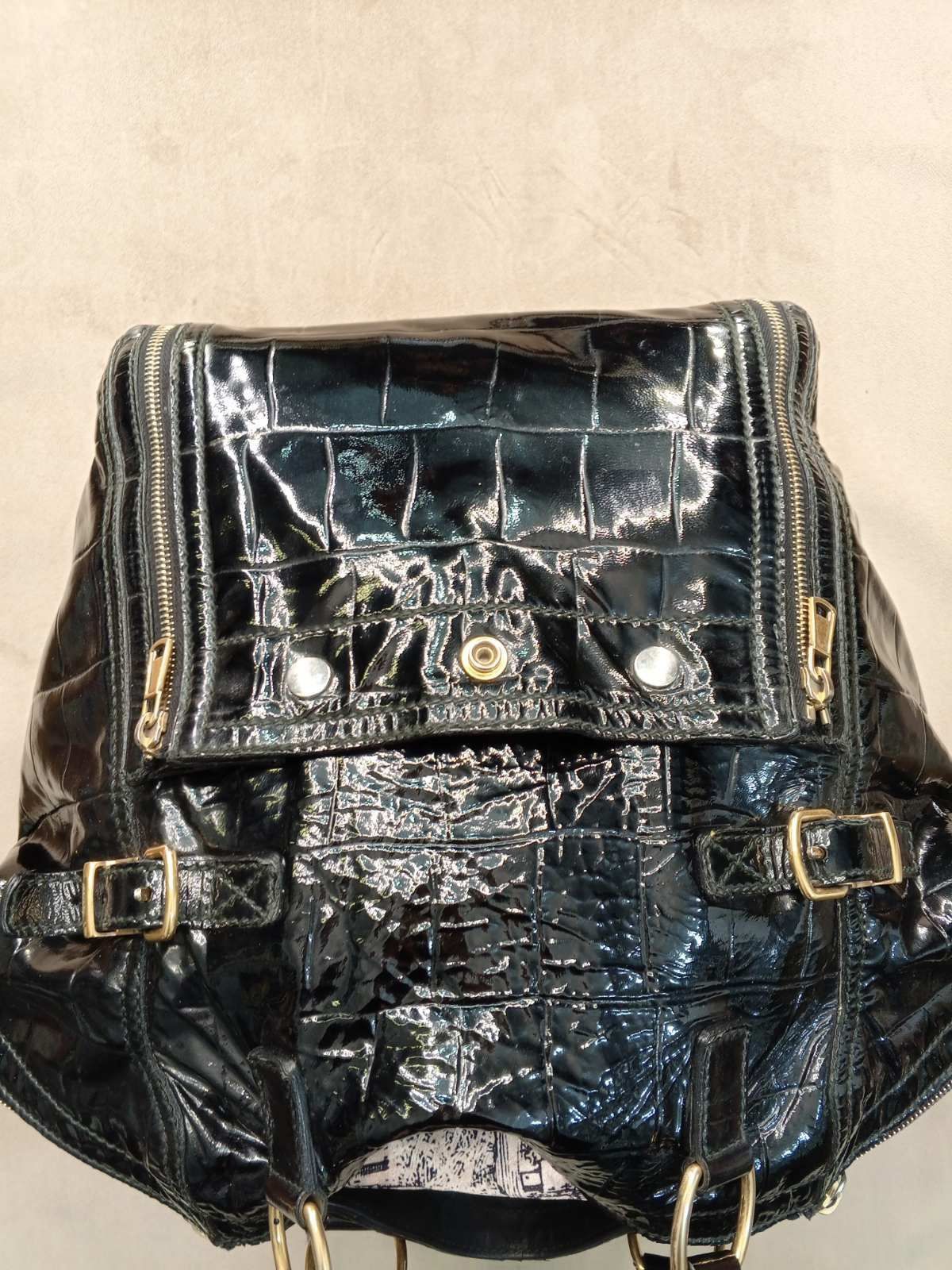Saint Laurent Paris Yves Saint Laurent Rive Gauche Vintage Patent Leather Bag Size ONE SIZE - 6 Thumbnail