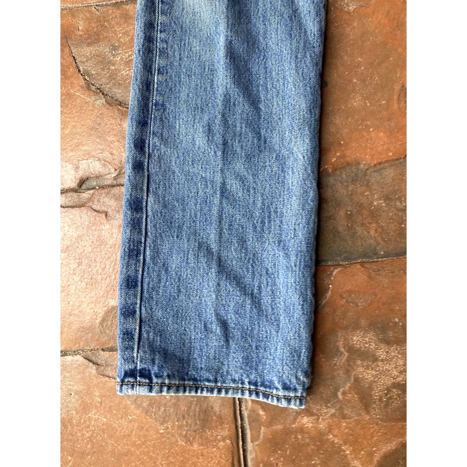 Levi's Levi's 501 Jeans Straight Leg Regular 33x30 Blue Denim Button Fly Mens Regular Fit Vintage: No Size US 33 - 7 Thumbnail
