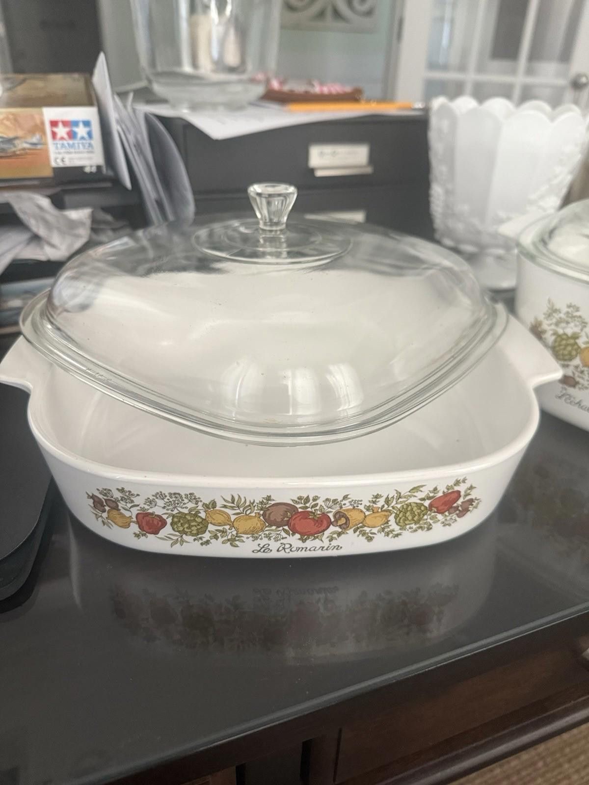 Designer Corning Ware Le Romarin “Spice Of Life “w/Glass Lid A-10-B Size ONE SIZE - 1 Thumbnail