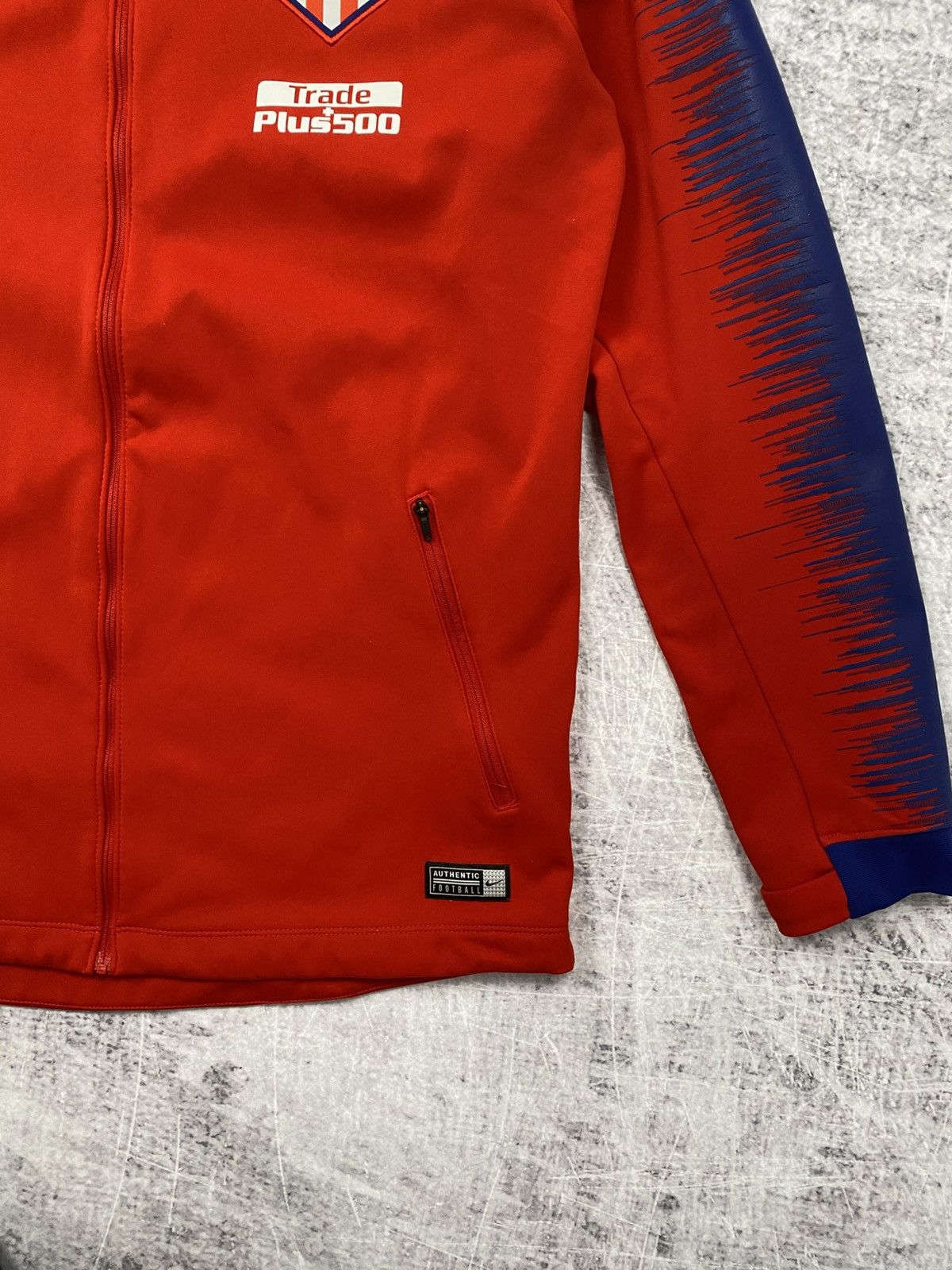Nike Atletico Madrid red bomber by Nike Size US L / EU 52-54 / 3 - 4 Thumbnail