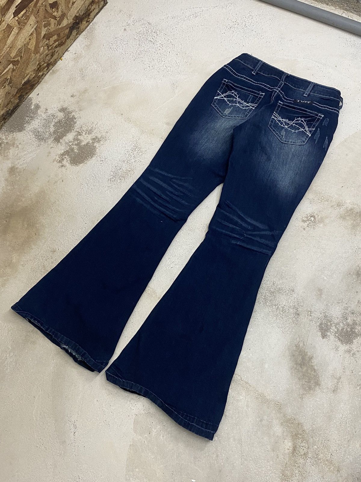 Japanese Brand × Le Grande Bleu (L.G.B.) × Tornado Mart Flare Cowgirl Tuff Jean Blue Washed Whisker Distressed Size US 26 / EU 42 - 10 Thumbnail