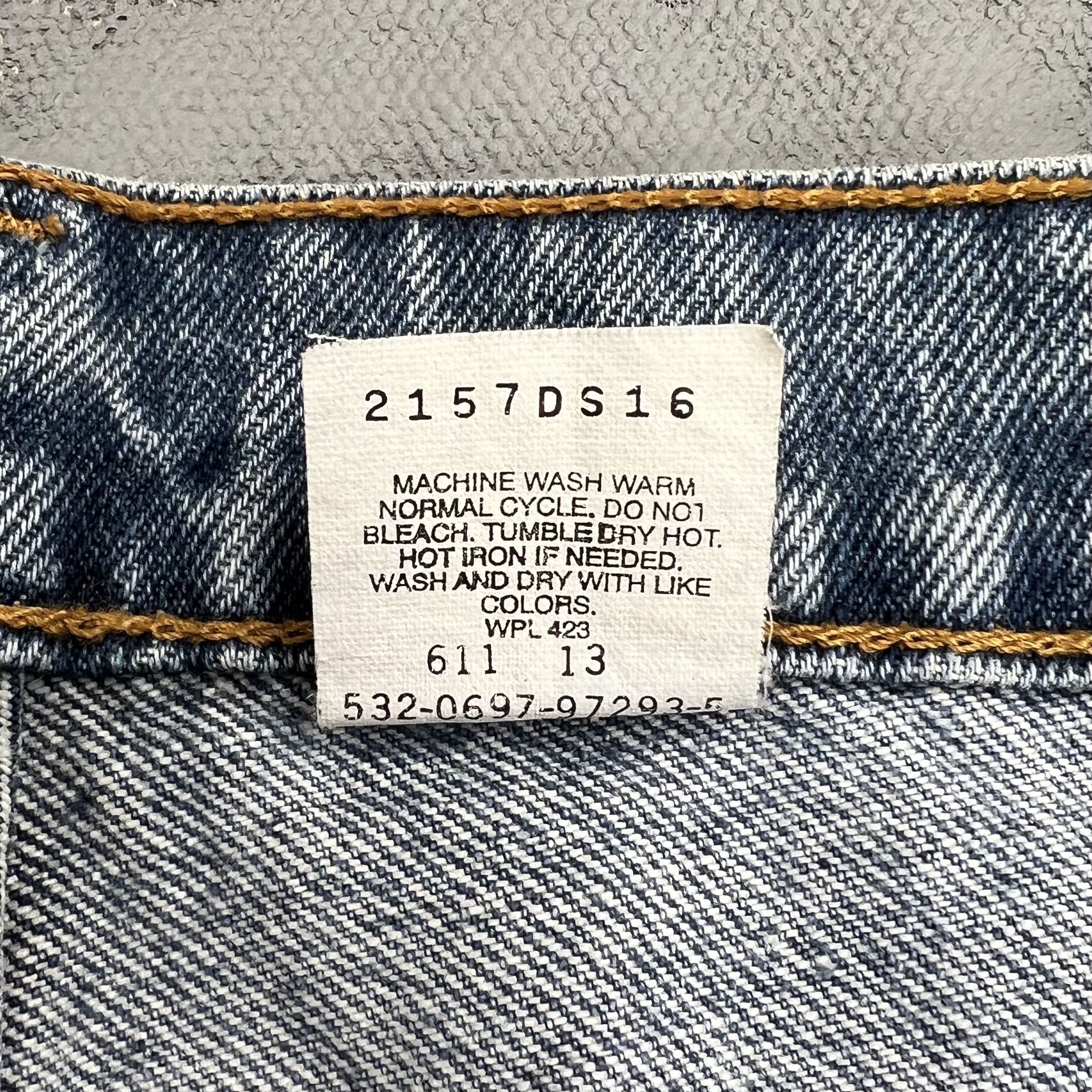 Levi's Vintage 1997 Levi's 550 Relaxed Tapered Jeans MADE IN USA Size 31" - 5 Thumbnail
