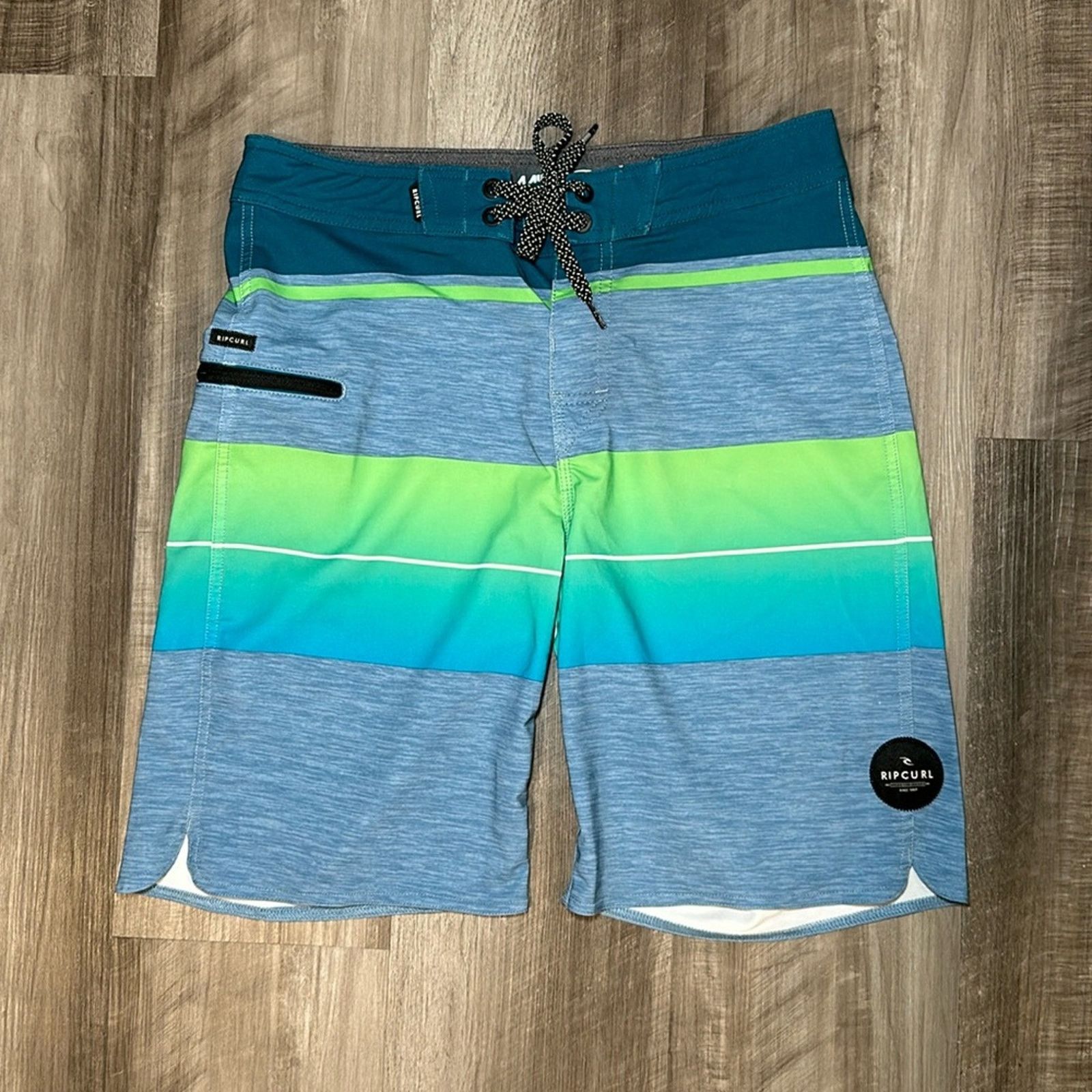 Rip Curl Rip Curl Mirage Ultimate Board Shorts - 28 Size US 28 / EU 44 - 1 Thumbnail