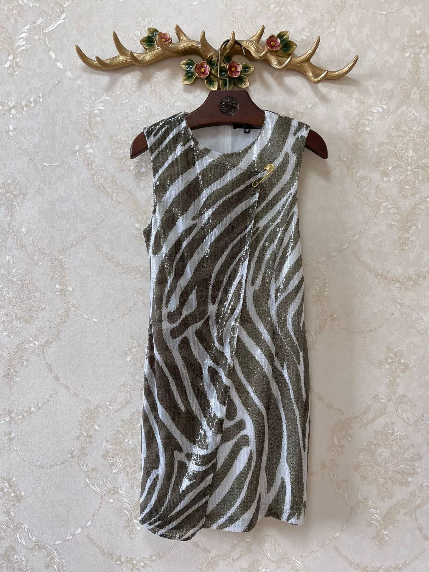 Versus Versace Versace Versus Runway Sequin Evening Dress Size M / US 6-8 / IT 42-44 - 1 Thumbnail