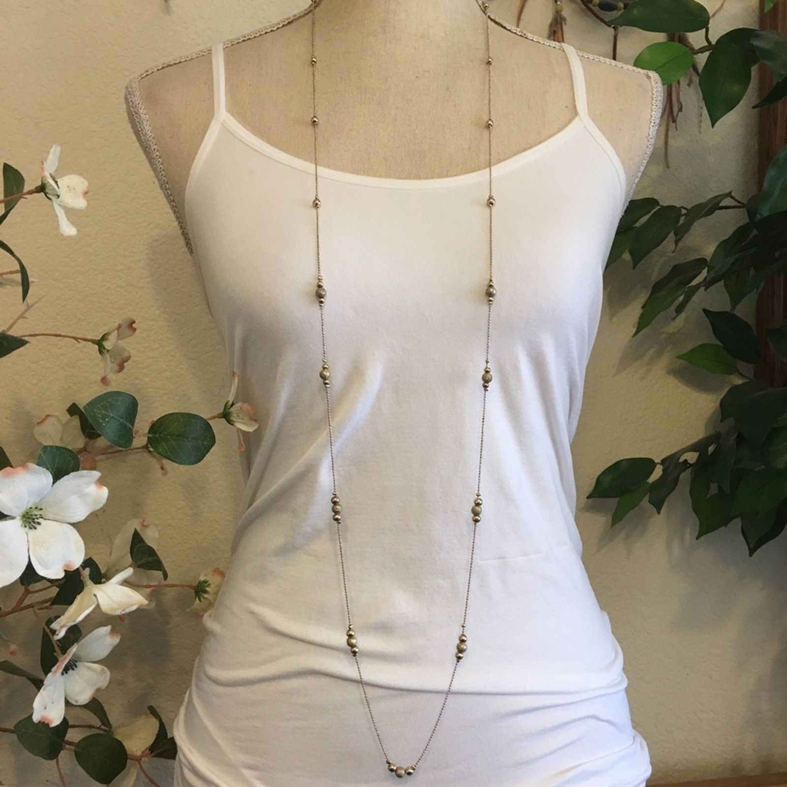 Vintage Vintage 90s Claire’s gold ball long necklace Size ONE SIZE - 1 Thumbnail