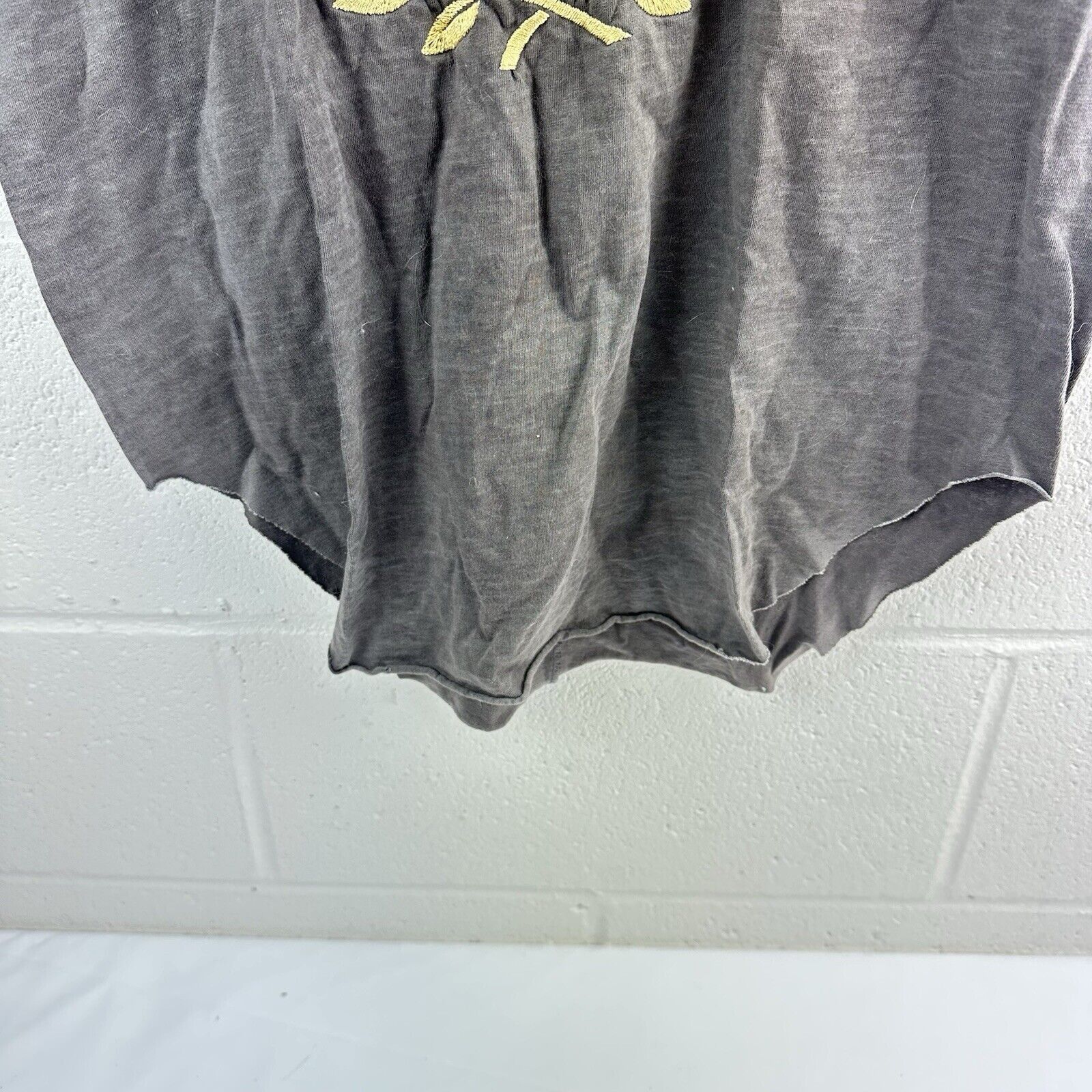 Other Cycle Made In Italy T-shirt Grey Sz S Gold Embroidery Stars Size S / US 4 / IT 40 - 7 Thumbnail