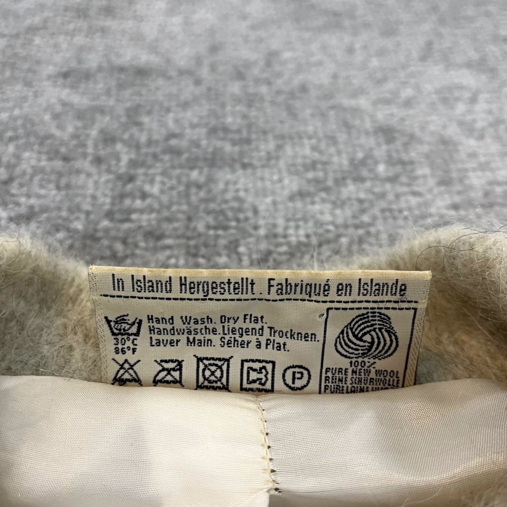 Vintage SAMBAND Iceland Sweater Womens L/XL Ivory Pure New Wool Full Zip Isle Nordic Vintage Size L / US 10 / IT 46 - 3 Thumbnail