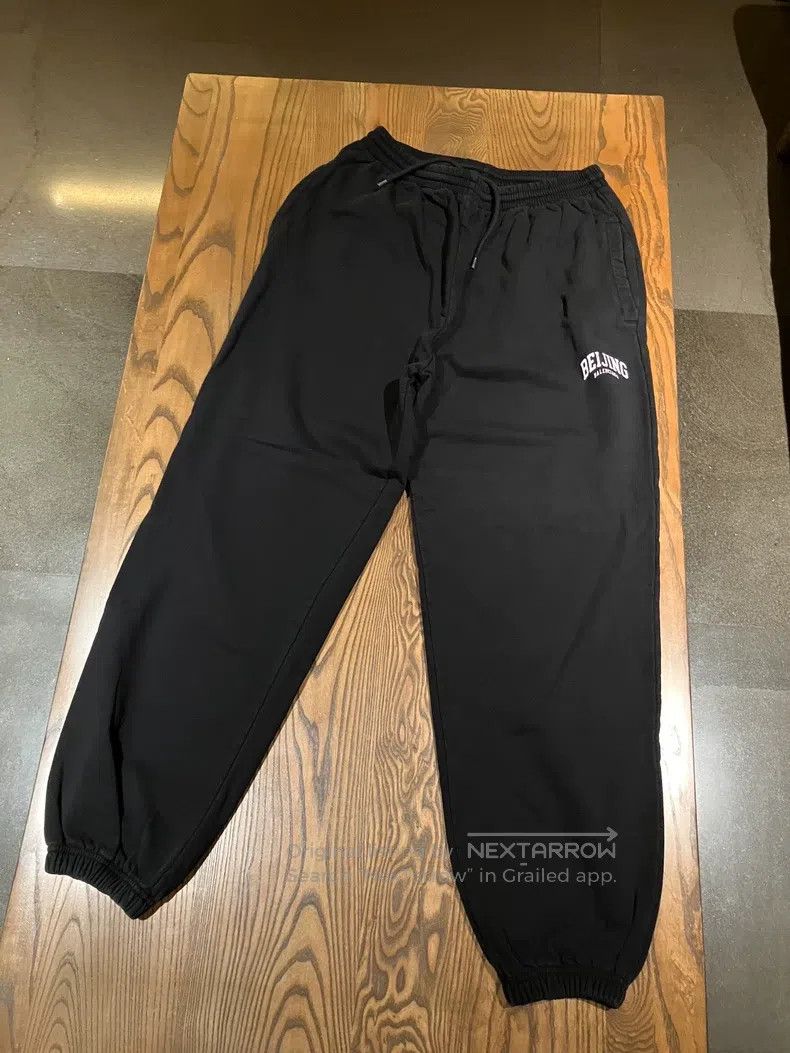 Balenciaga Balenciaga size S Beijing Limited Black Sports Pants, Size Size US 27 - 1 Thumbnail