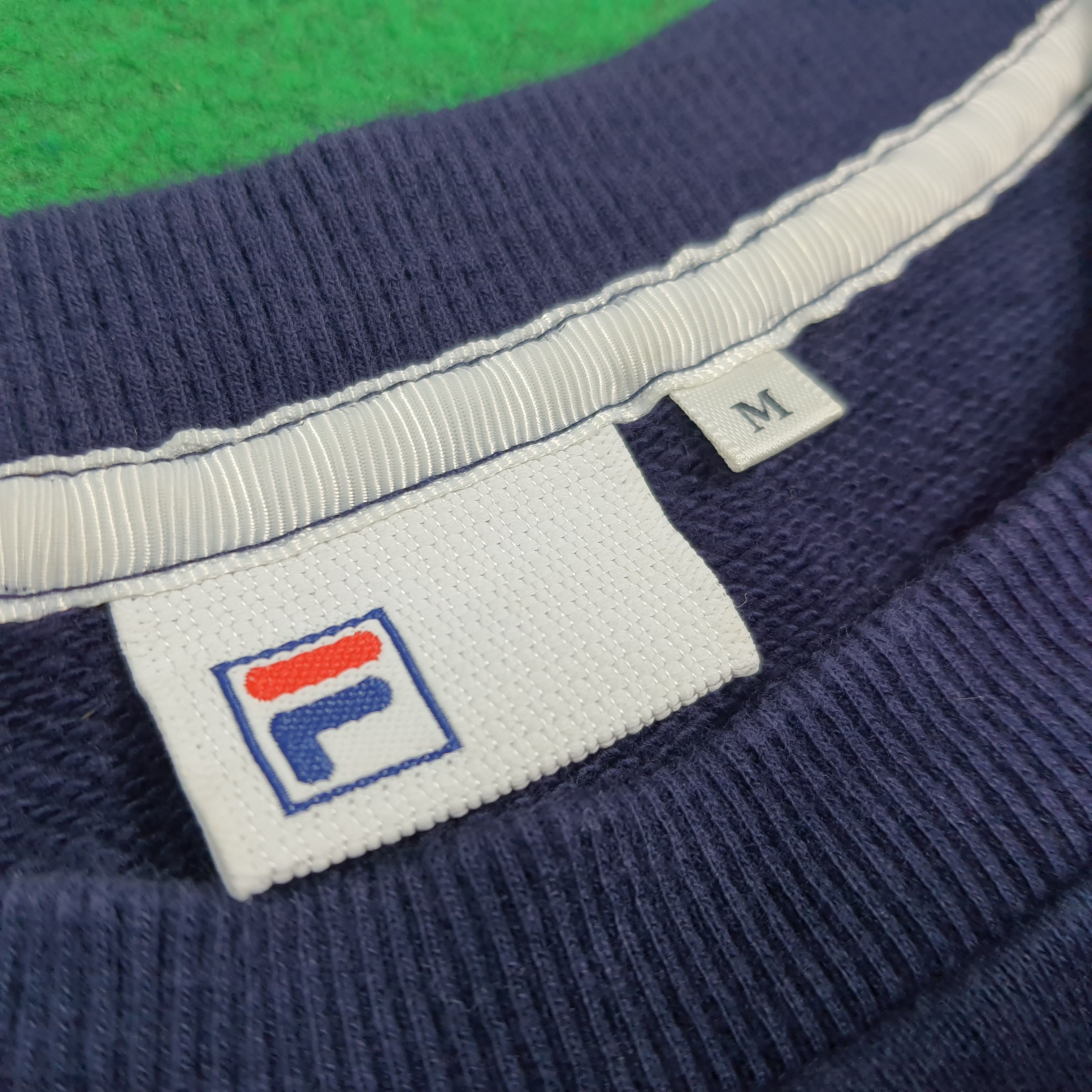 Fila Vintage FILA Sports Crop Top Sweatshirt C282N3 Size M / US 6-8 / IT 42-44 - 4 Thumbnail