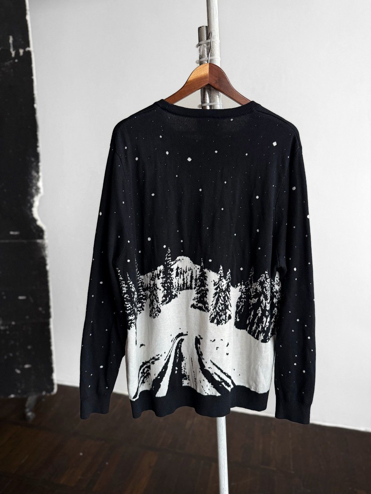 Coca Cola Coca-Cola F&F Mens Black Christmas Truck Knit Sweater Size US XXL / EU 58 / 5 - 2 Thumbnail