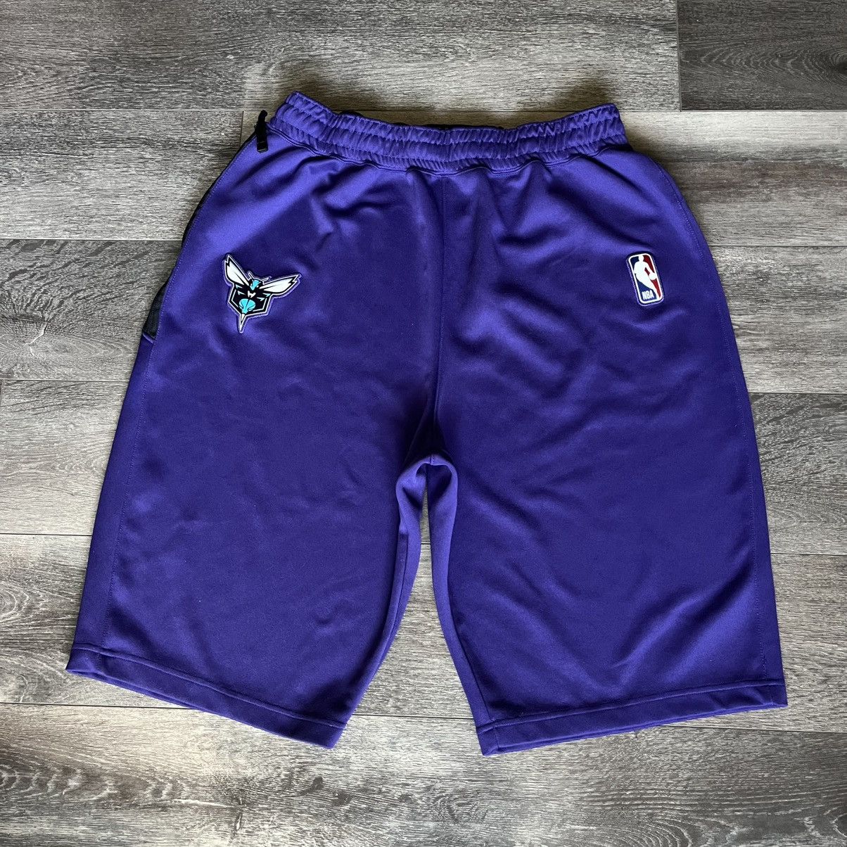 NBA NBA Charlotte Hornets Basketball Team Warm Up Shorts Size XL Size US 34 / EU 50 - 1 Thumbnail
