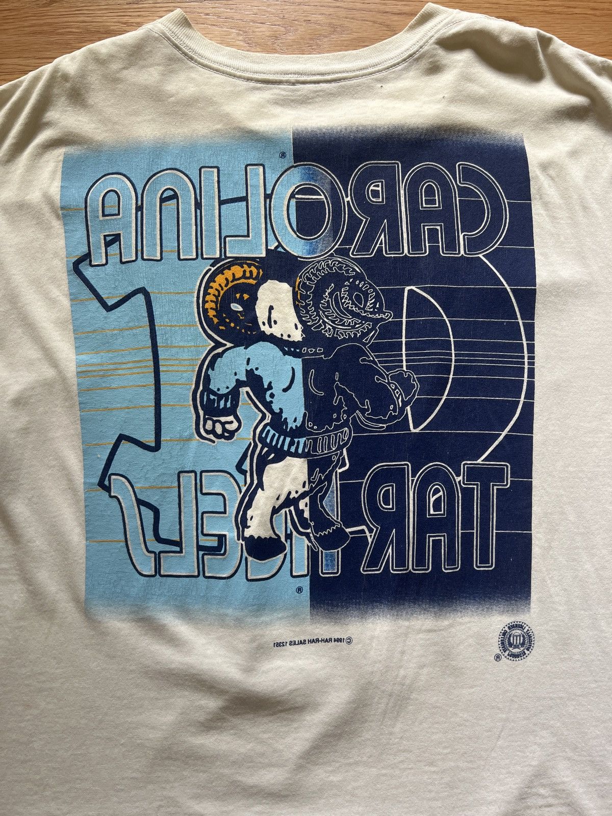 Vintage Vintage 90s UNC Tar Heels Graphic Tee Large Size US L / EU 52-54 / 3 - 6 Thumbnail