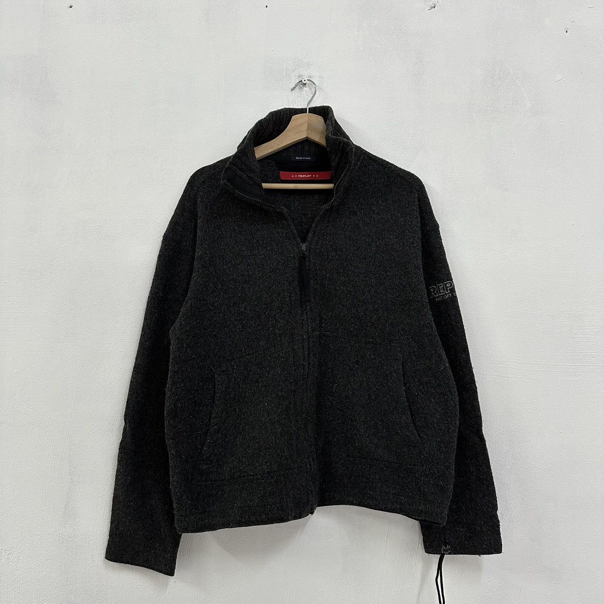 Japanese Brand × Vintage Vintage Replay Italy Sweater Zipper Ups Pat Off EU Size US XL / EU 56 / 4 - 1 Thumbnail