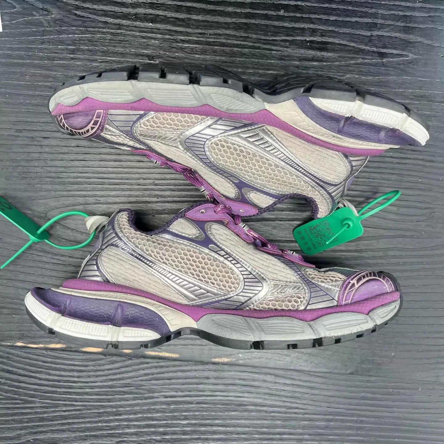 Balenciaga Balenciaga 3xl Purple 38 Like New Size US 7.5 / IT 37.5 - 6 Thumbnail