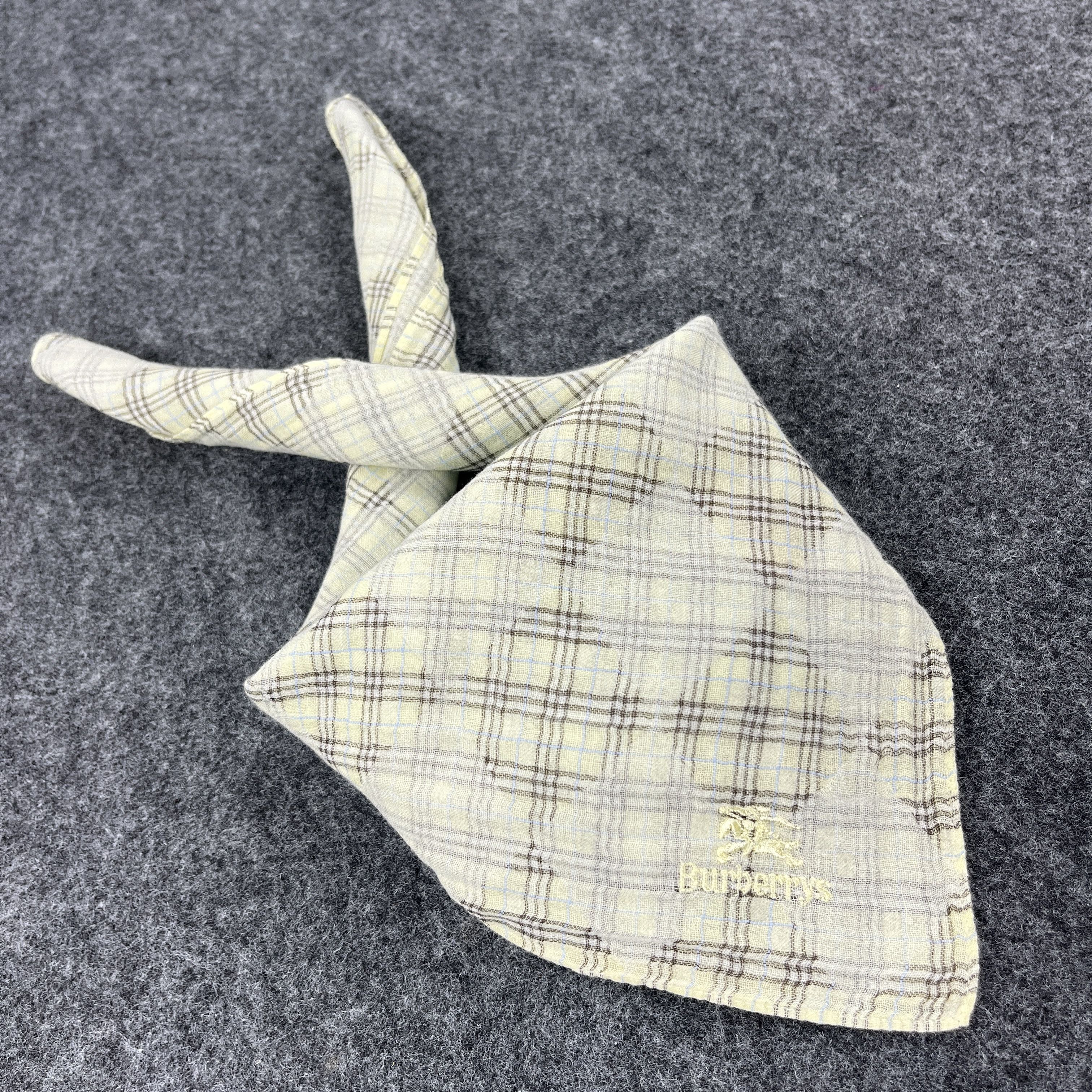 Burberry × Vintage Burberry Handkerchief / Bandana / Neckerchief B229 Size ONE SIZE - 2 Thumbnail