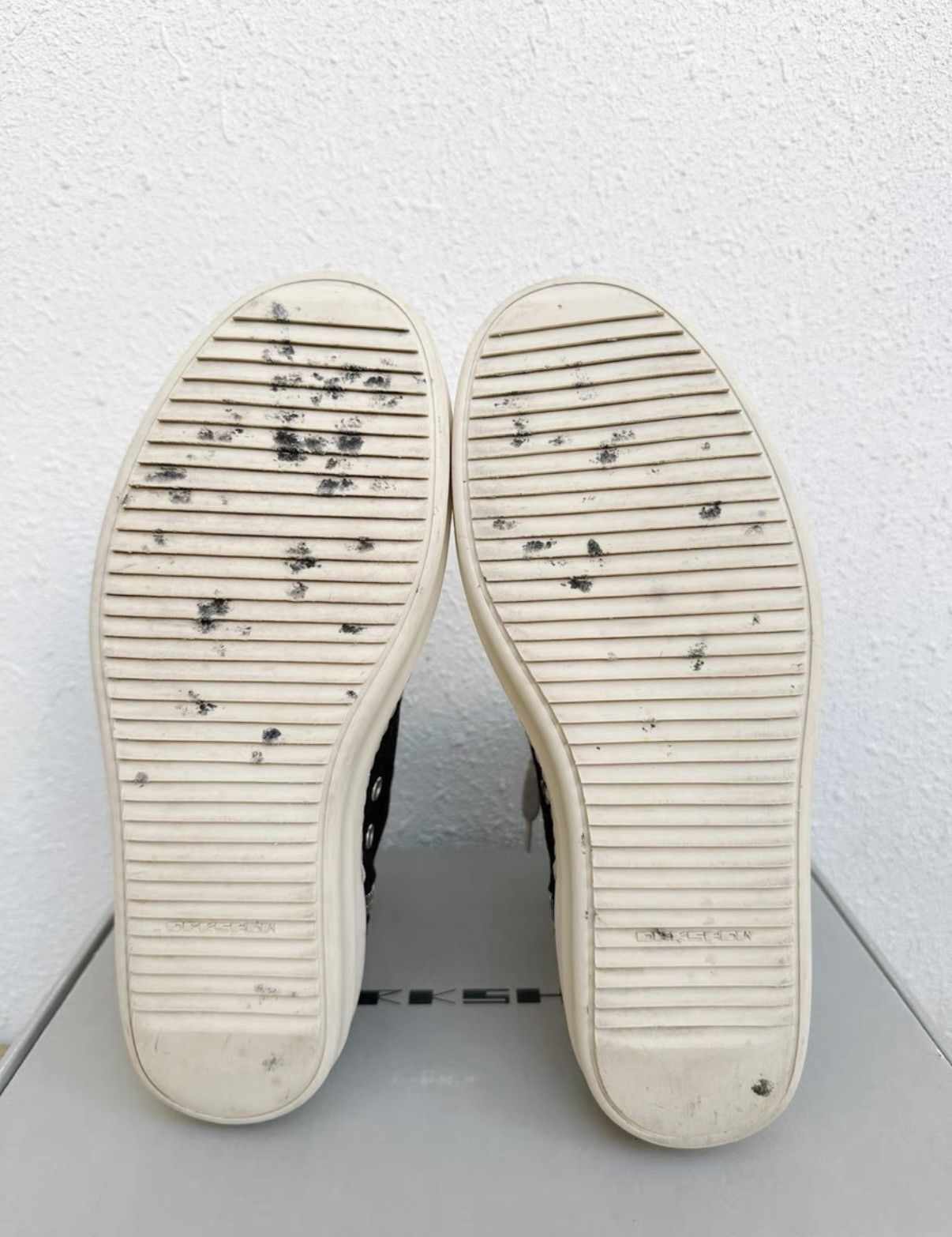 Rick Owens Rick Owens DRKSHDW black and white canvas sneakers Size US 8 / EU 41 - 8 Thumbnail