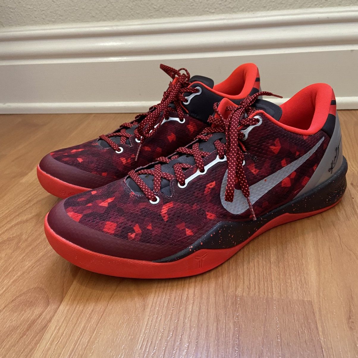 Nike Nike Men’s Kobe 8 Year of the Snake Port Wine Shoes Size 11 Size US 11 / EU 44 - 1 Thumbnail
