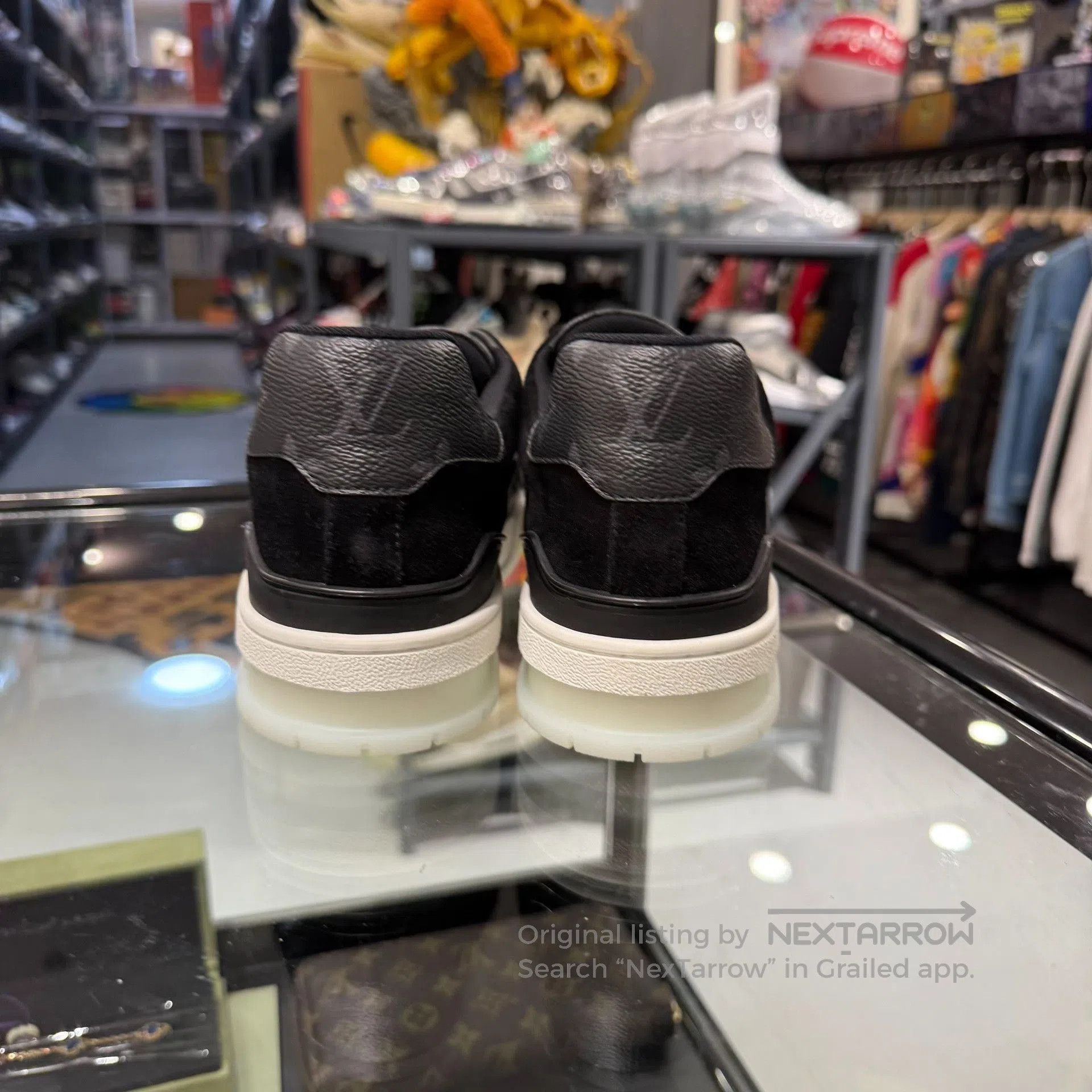 Louis Vuitton Louis Vuitton LV Trainer Monogram Black. Size US 8 / EU 41 - 8 Thumbnail
