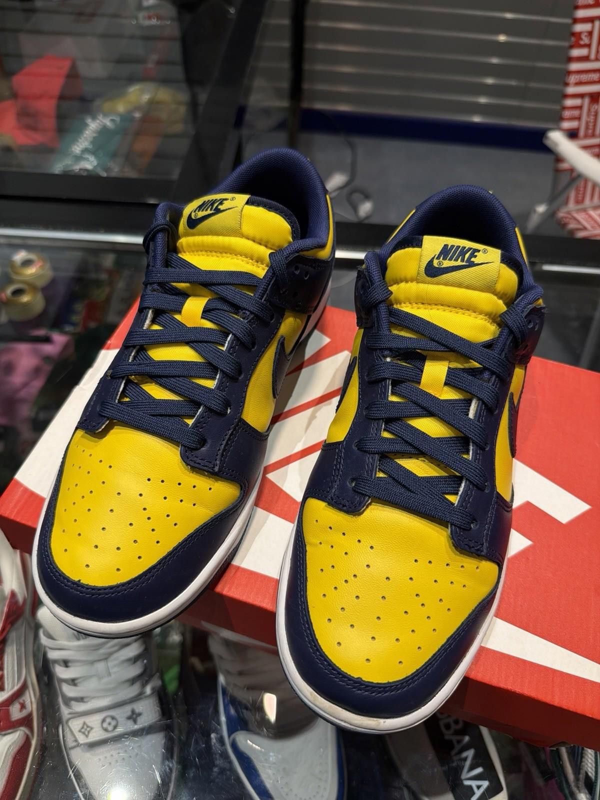 Nike Size 8.5 - Nike Dunk Low Michigan 2021 (DD1391 700) Size US 8.5 / EU 41-42 - 7 Thumbnail