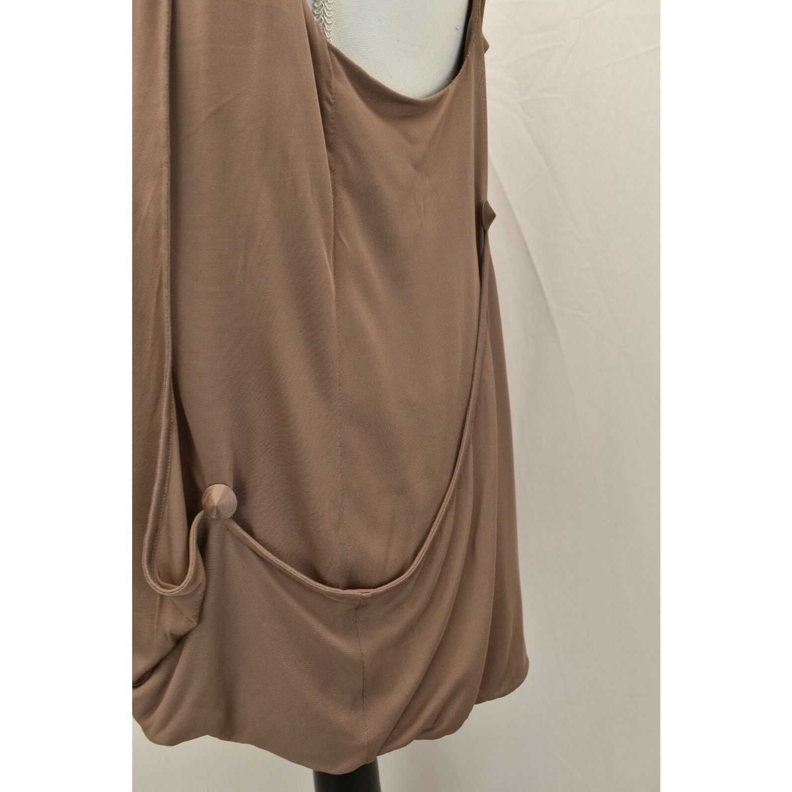 Versace VERSACE BEIGE VISCOSE ONE SHOULDER TOP BLOUSE 44 8 ITALY Size M / US 6-8 / IT 42-44 - 7 Thumbnail