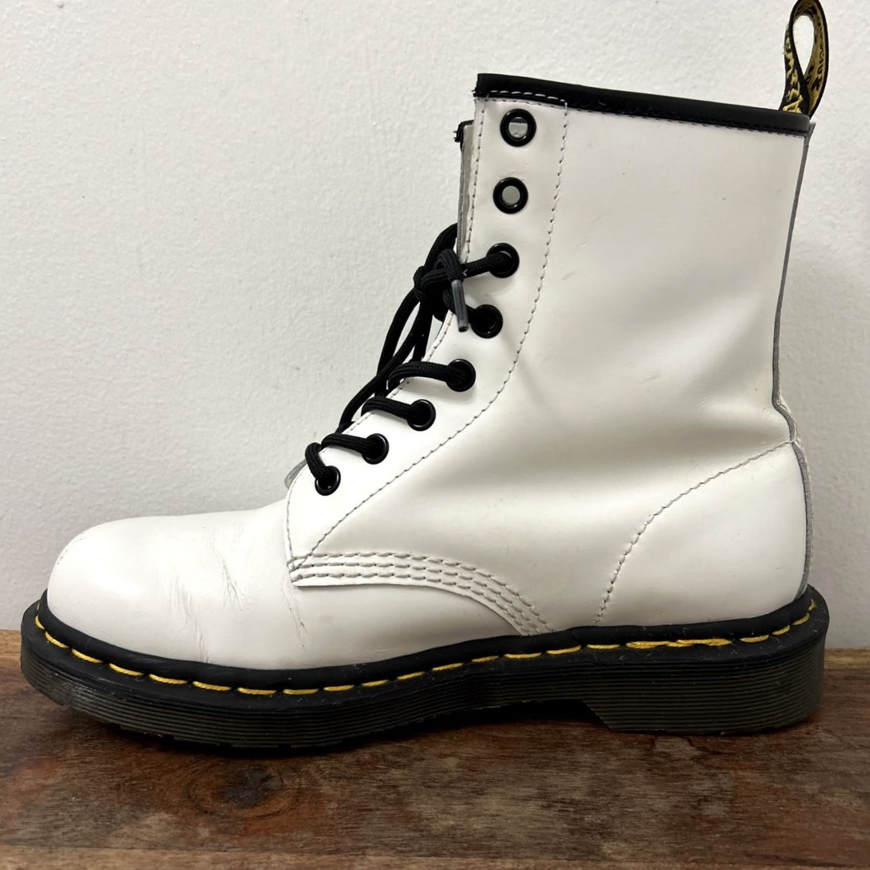 Dr. Martens Dr Martens 1460 Boots Womens Size 7 White Patent Leather 8 Hole Lace Up 11822 Size US 7 / IT 37 - 7 Thumbnail