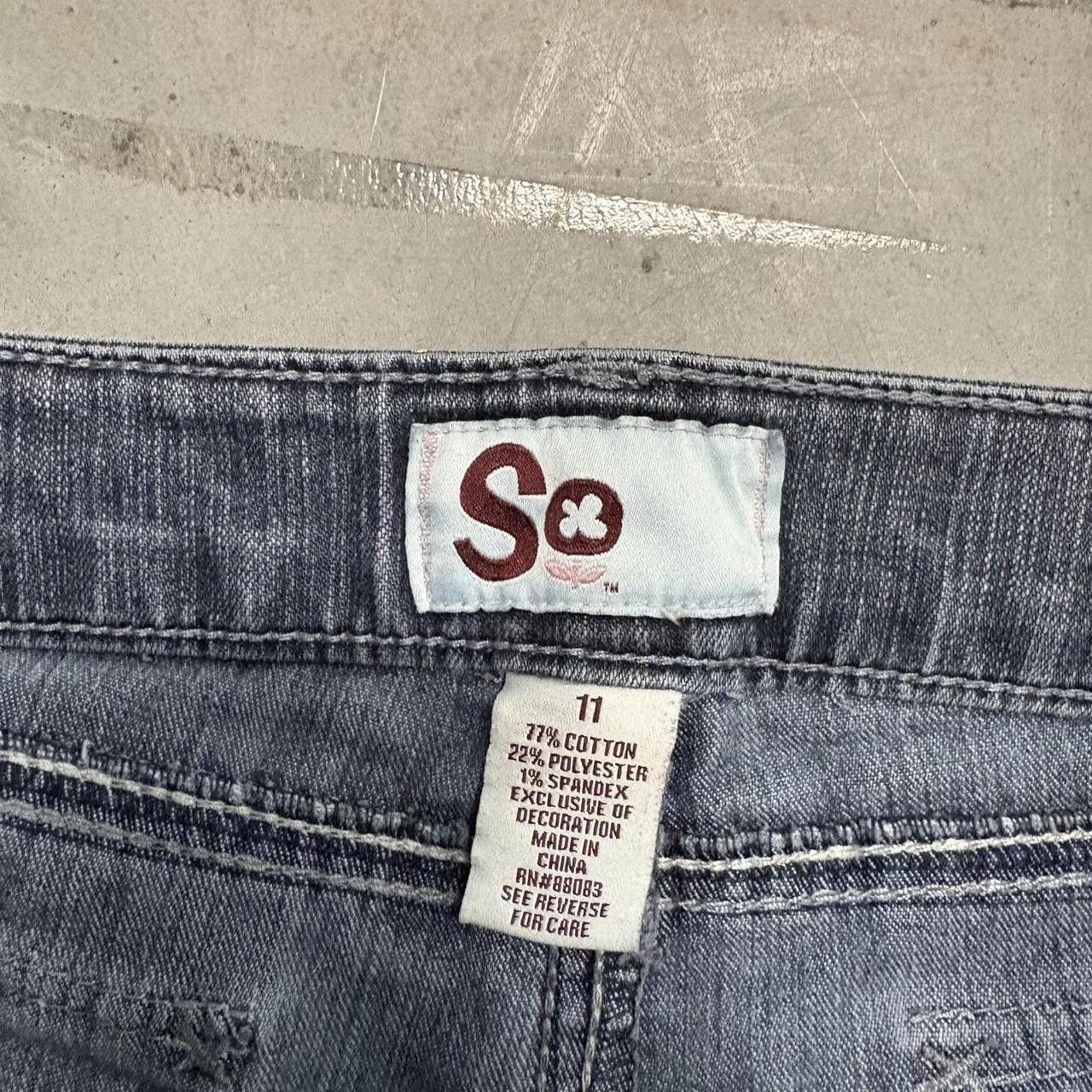 Vintage Crazy Vintage Y2K/2000s Flared Dark Wash Streetwear Essential Denim Jeans! Size US 32 / EU 48 - 5 Thumbnail