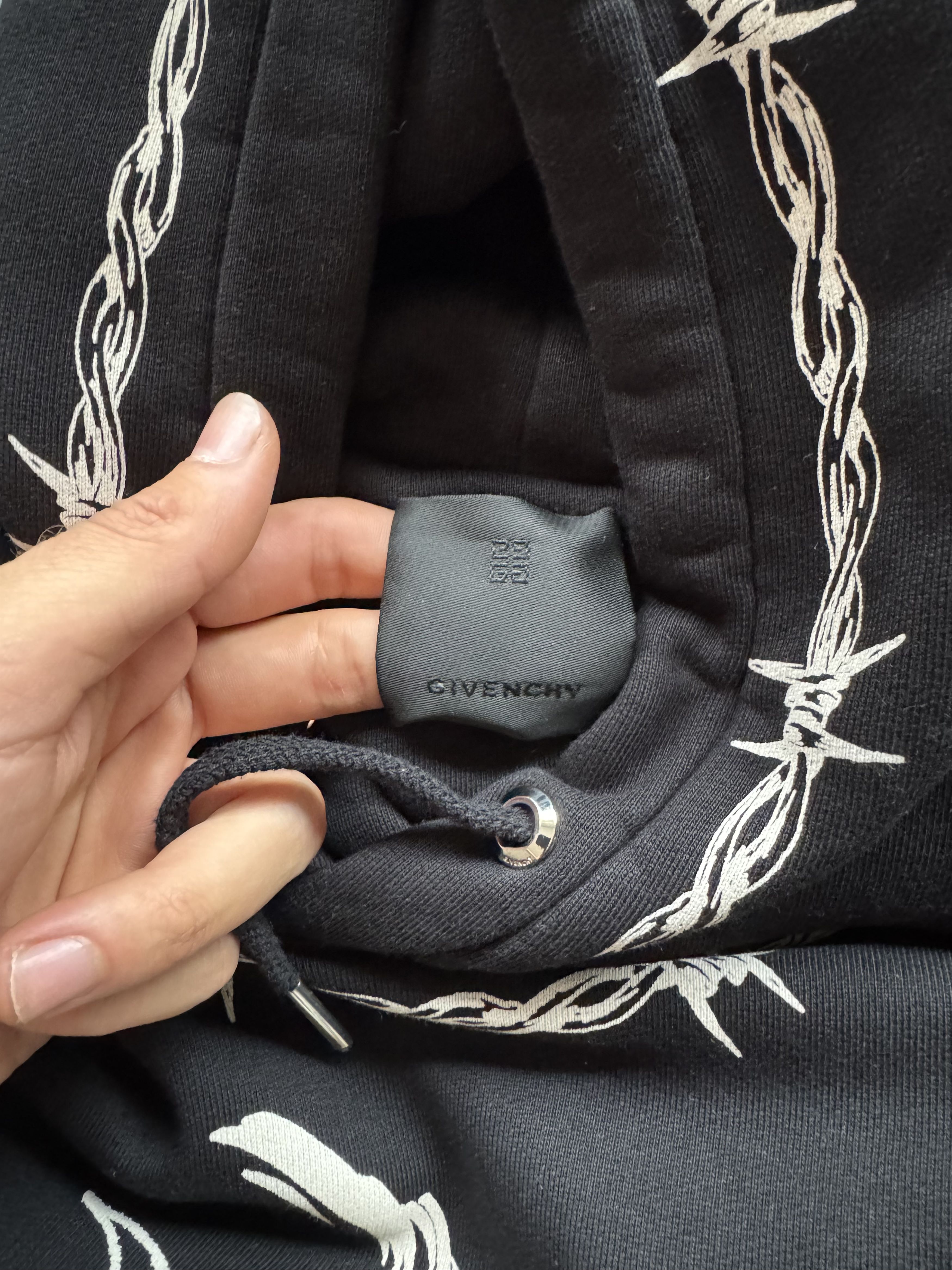 Givenchy Black Barbed Wire Eagle Oversized Hoodie Size US S / EU 44-46 / 1 - 16 Thumbnail