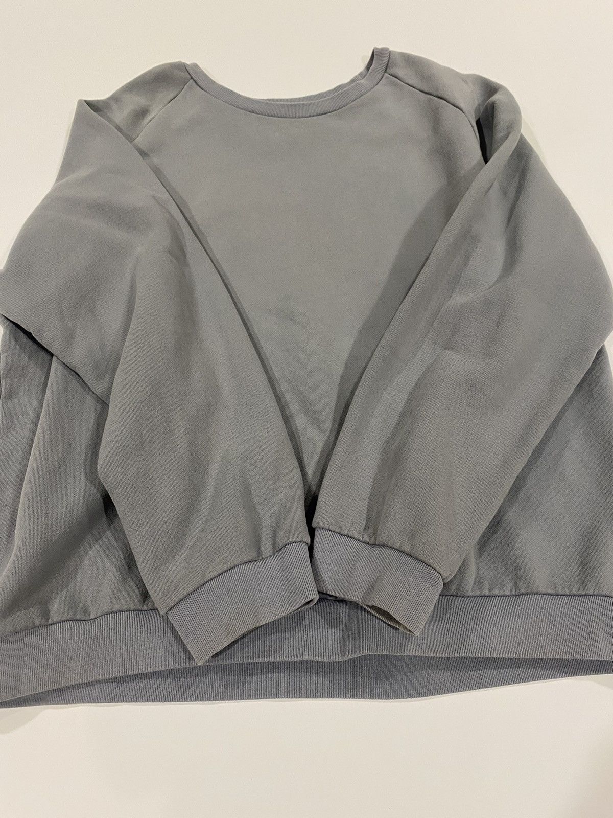 Acne Studios Acne studios Grey Crewneck Size US XL / EU 56 / 4 - 2 Thumbnail