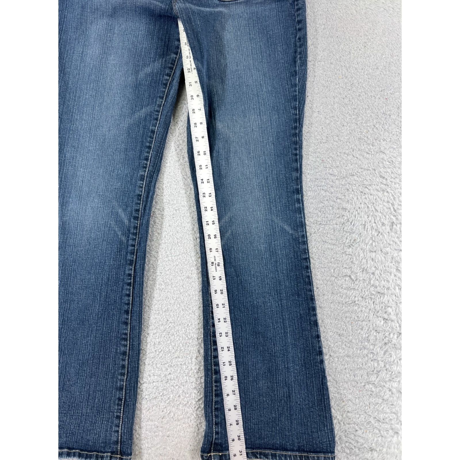 Vintage L.A. Blues Jeans Womens Jeans Flared 29x31 Blue Denim Cotton Blend Mid Rise 12 Regular Pocket 5-Pocket Design Size 34" / US 12 / IT 48 - 7 Thumbnail