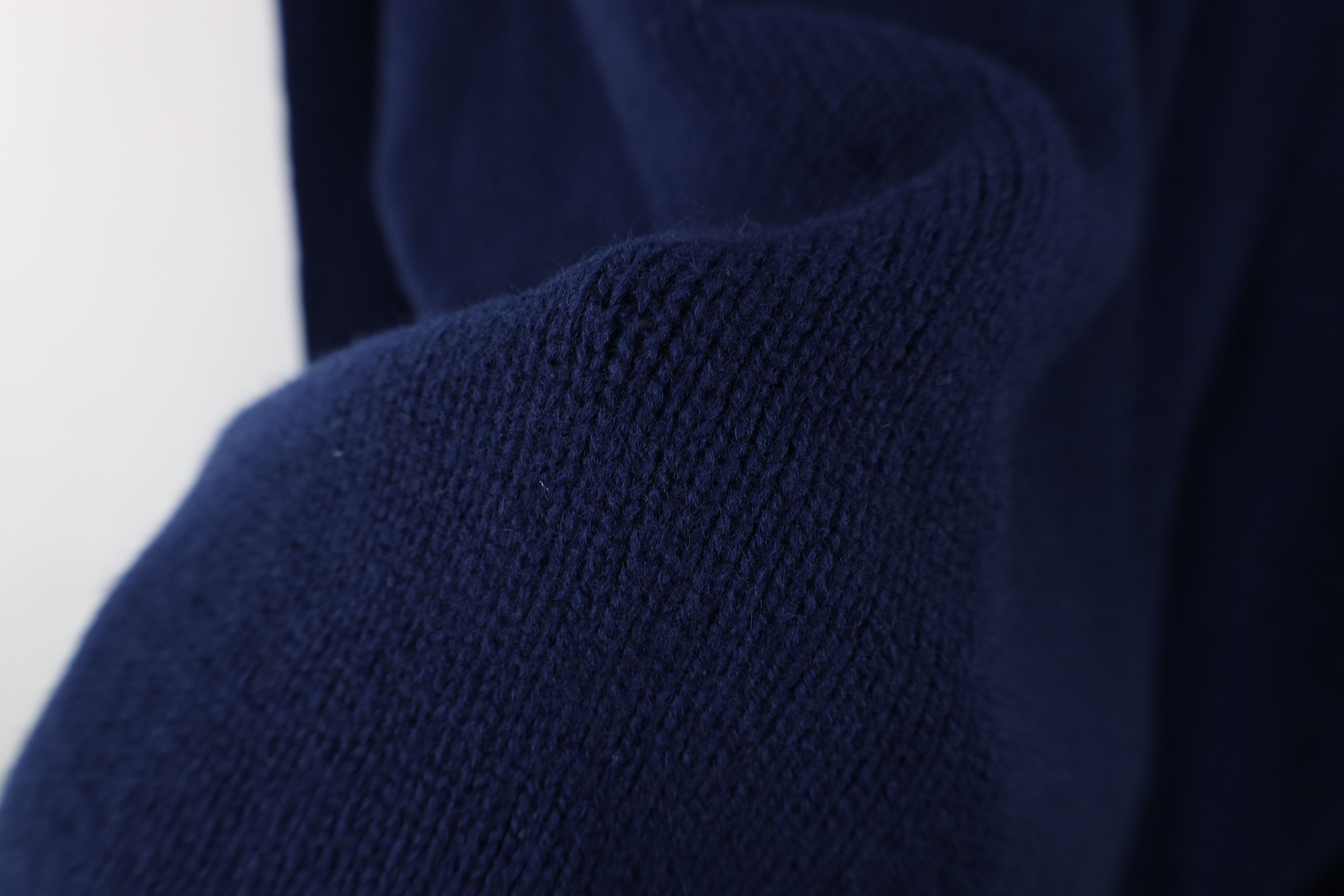 Ralph Lauren Vintage 90s Ralph Lauren Lambswool Knit V-Neck Sweater Blue Size US XL / EU 56 / 4 - 6 Thumbnail