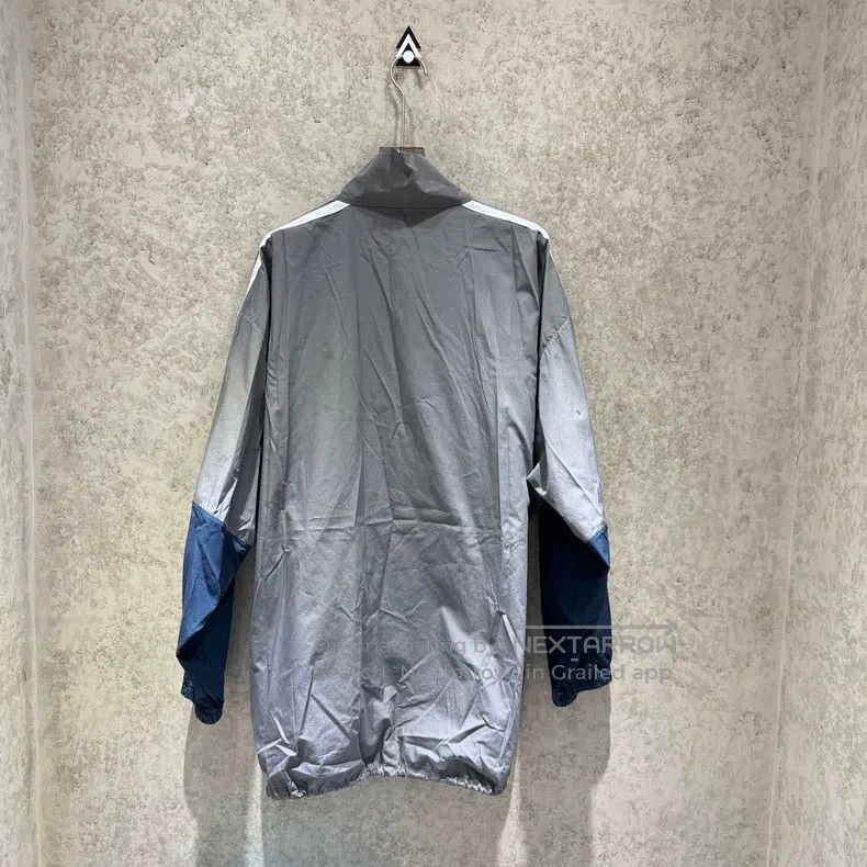 Balenciaga Balenciaga Gray Blue Patchwork Windbreaker Size US S / EU 44-46 / 1 - 2 Thumbnail