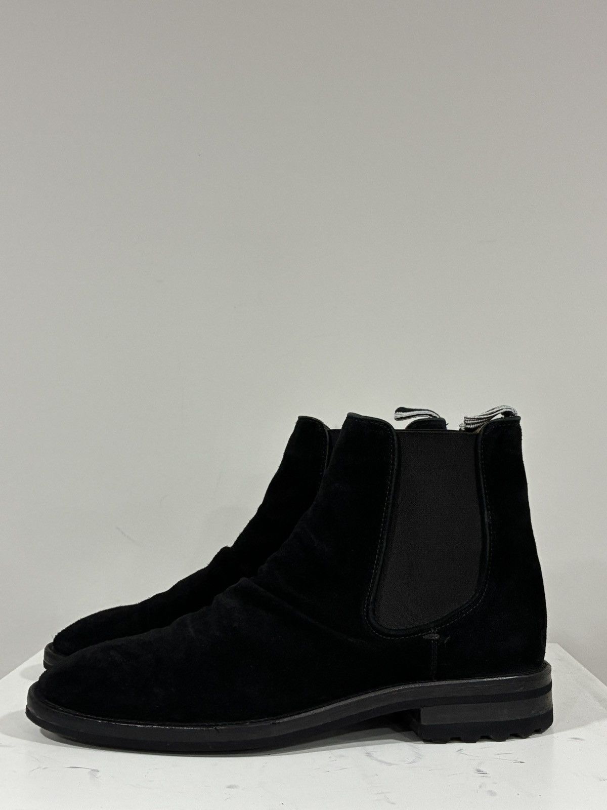 John Varvatos Black suede sharpei boot 8.5 Size US 8.5 / EU 41-42 - 10 Thumbnail