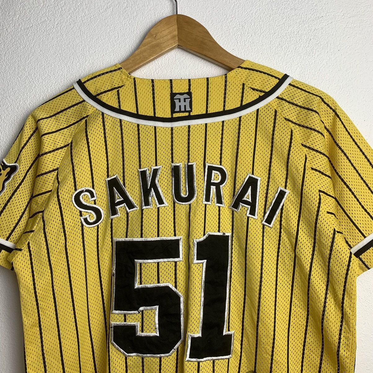Japanese Brand × Vintage Vintage Hansin Tigers Baseball Jersey with Signature Size US M / EU 48-50 / 2 - 12 Thumbnail