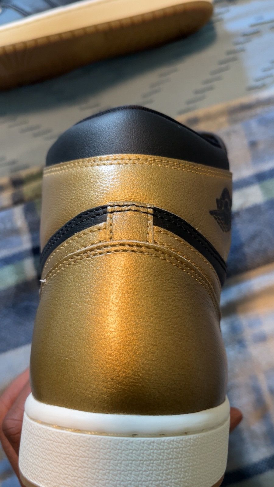 Jordan Brand Air Jordan 1 High sneakers in a black and metallic gold Size US 11.5 / EU 44-45 - 12 Thumbnail