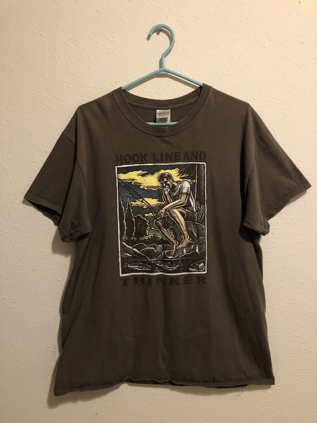 Vintage Vintage ‘The Thinker’ Fishing Humour T Shirt Size US L / EU 52-54 / 3 - 1 Thumbnail