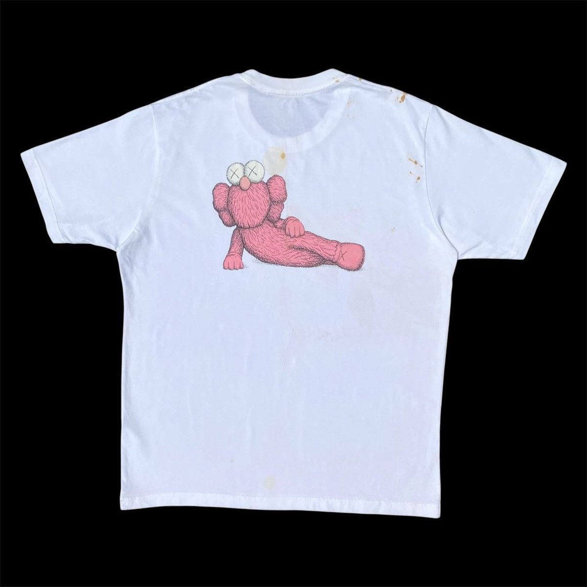 Uniqlo RARE ‼️ Kaws Size US XL / EU 56 / 4 - 1 Thumbnail