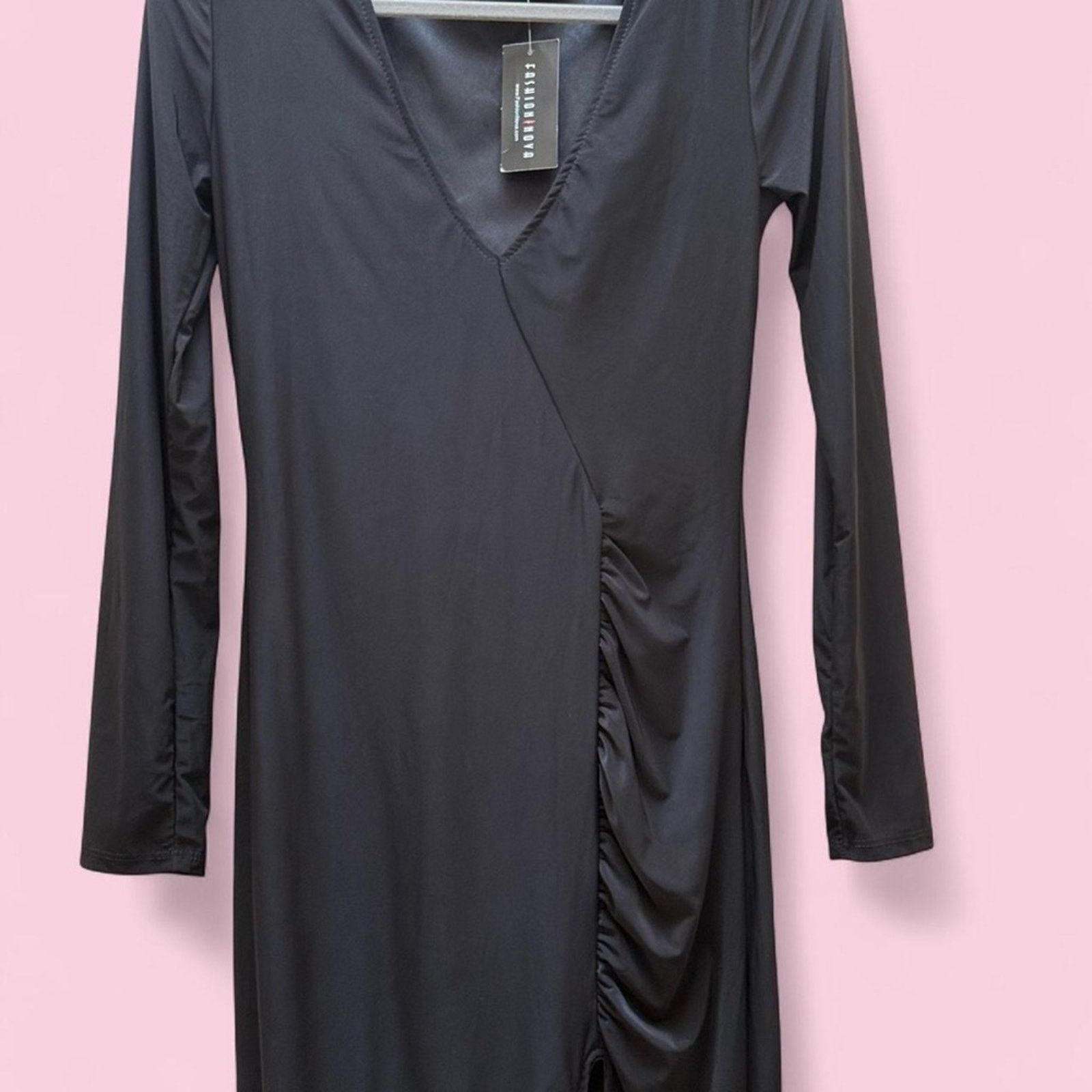 Fashion Nova Fashion Nova Black Slit Maxi Dress Size Med Bodycon It Girl Size M / US 6-8 / IT 42-44 - 5 Thumbnail