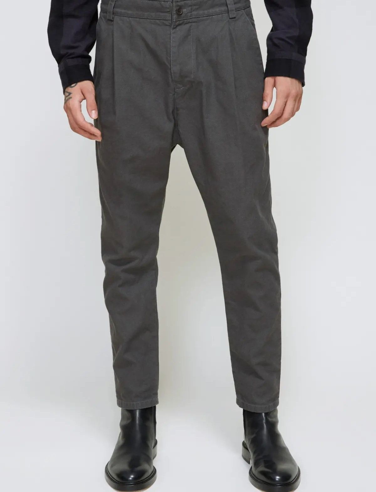 Robert Geller Robert Geller A/W 2017 High Waisted Pleated Gray Pants Size US 28 / EU 44 - 1 Thumbnail