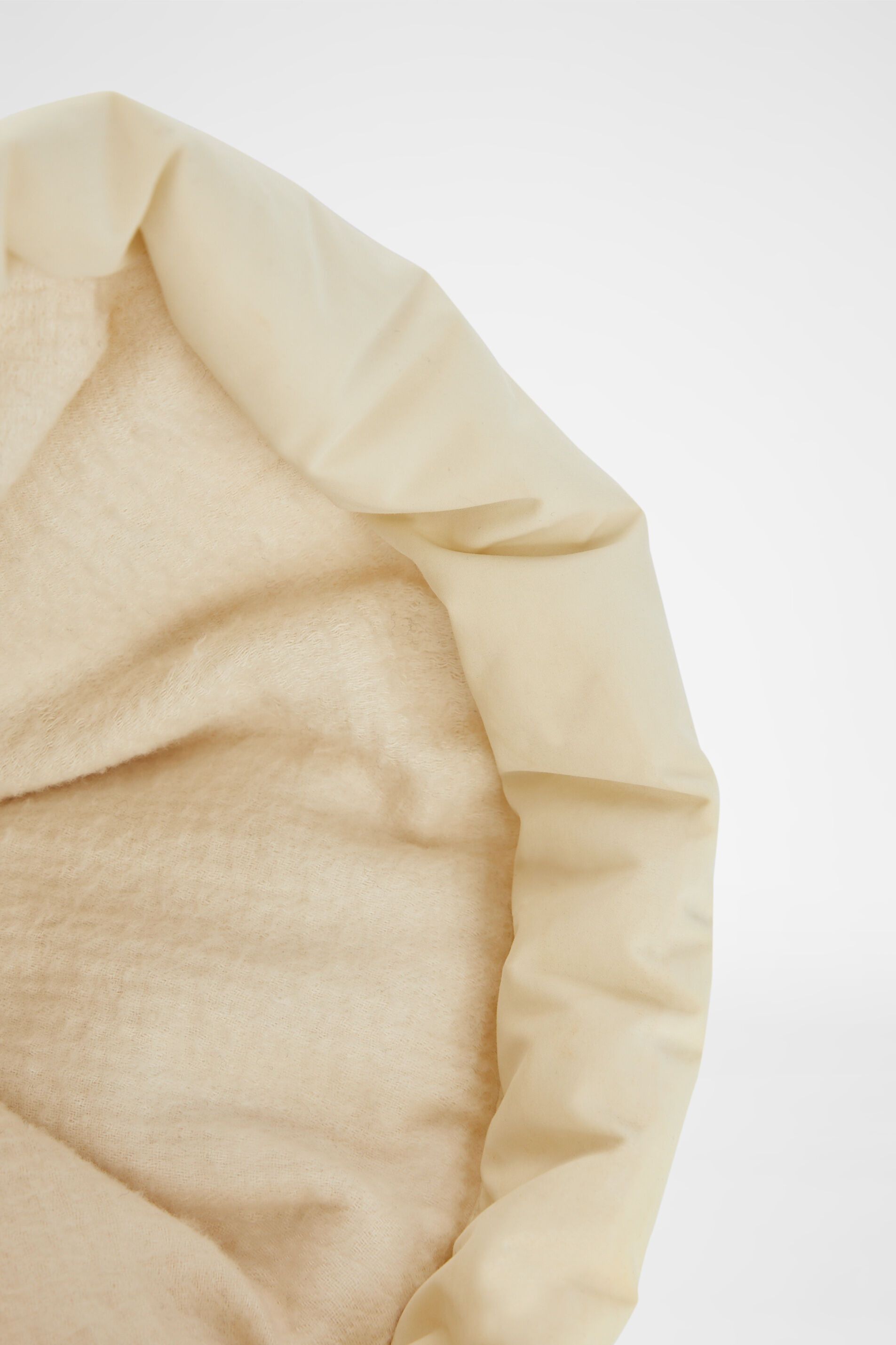 Jil Sander o1y0925 Size : OS / Hat / Cap in Ivory Size ONE SIZE - 2 Thumbnail