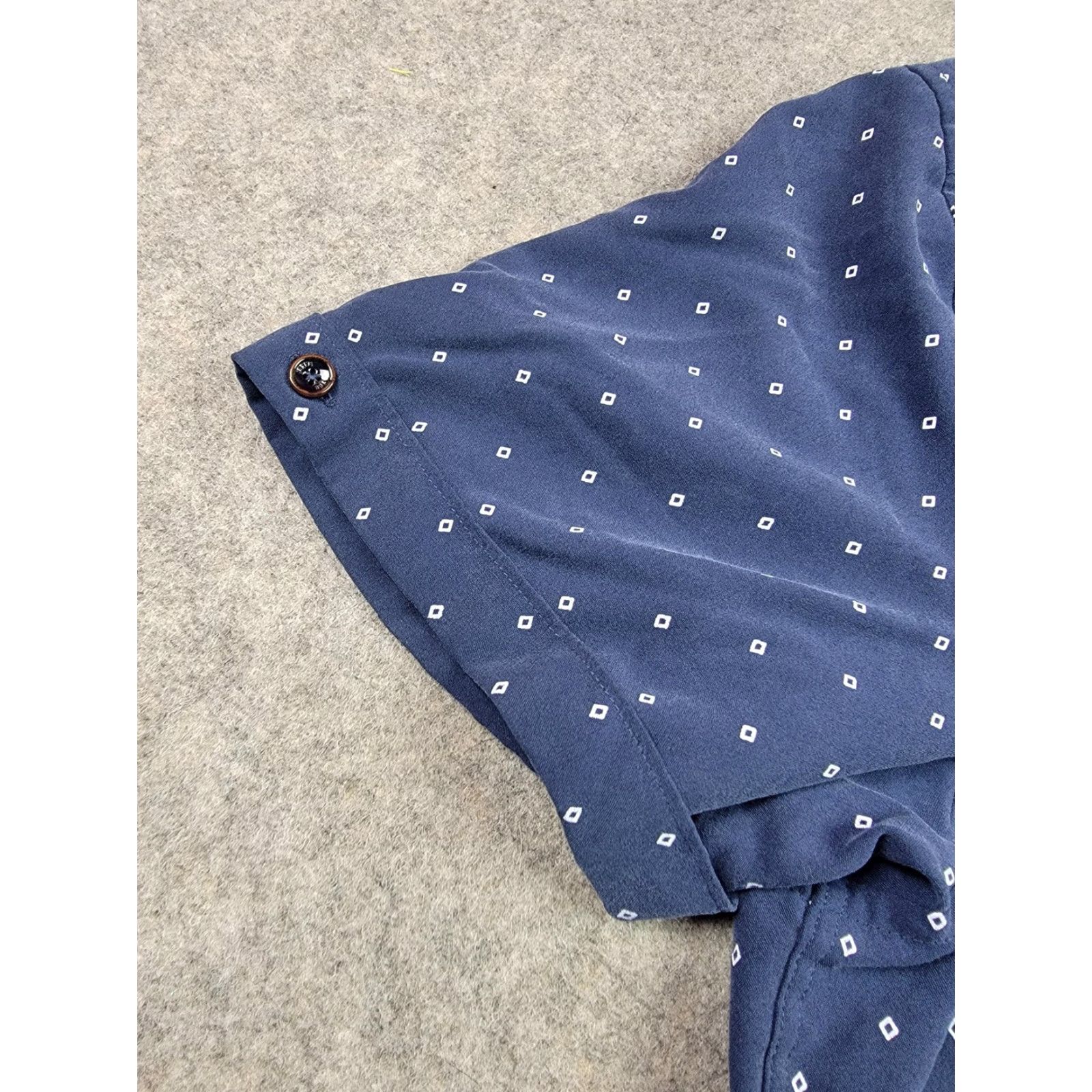 Ted Baker Ted Baker Shirt Mens Large Short Sleeve Pattern Button Up Modal Blend Casual blue geometric square print Size US L / EU 52-54 / 3 - 7 Thumbnail