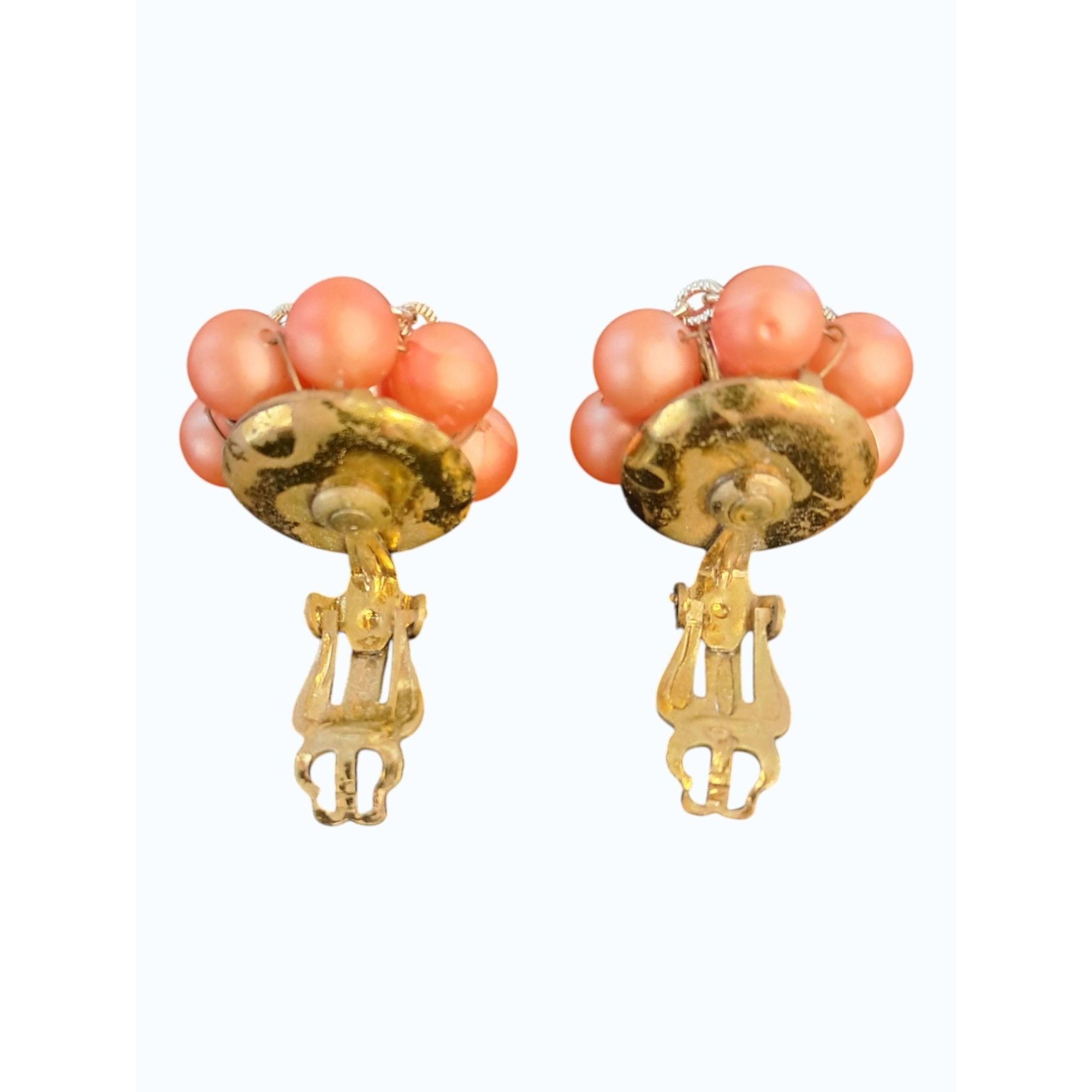 Other Archival 1950s "Japan" Salmon Pearl Cluster Clip-Ons Size ONE SIZE - 12 Thumbnail