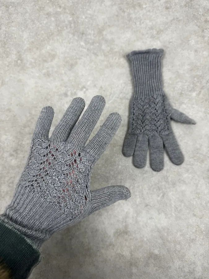 Dolce & Gabbana 2000s Dolce & Gabbana Grey Wool Gloves Size ONE SIZE - 1 Thumbnail