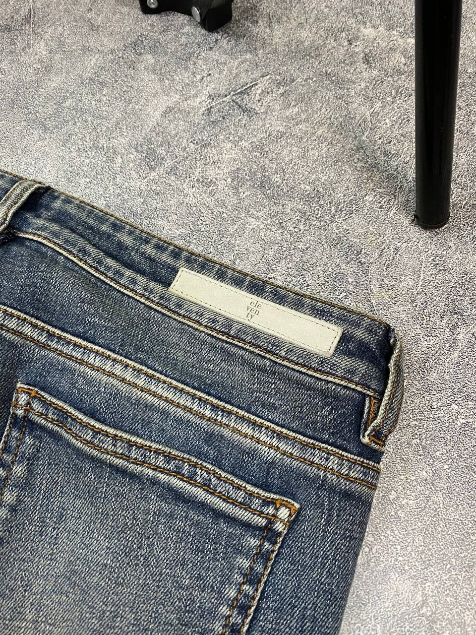 Eleventy ELEVENTY Platinum 5 pocket blue jeans with mends - Size 33 Size US 28 / EU 44 - 9 Thumbnail
