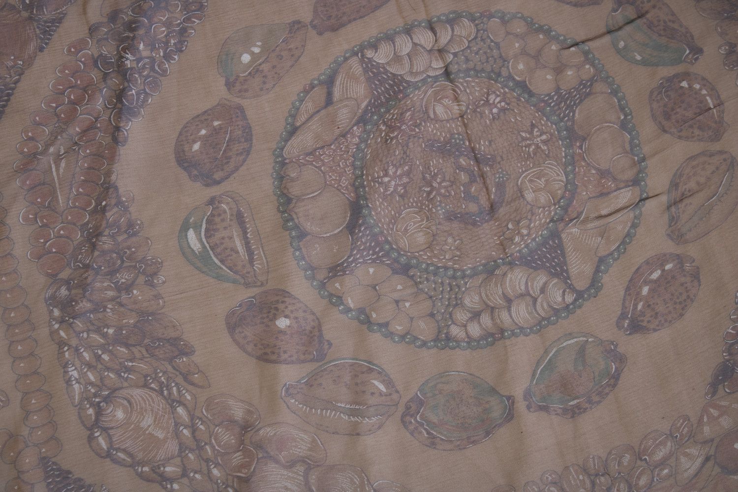 Hermes Hermes, Rocaille silk scarf with shell print Size ONE SIZE - 5 Thumbnail