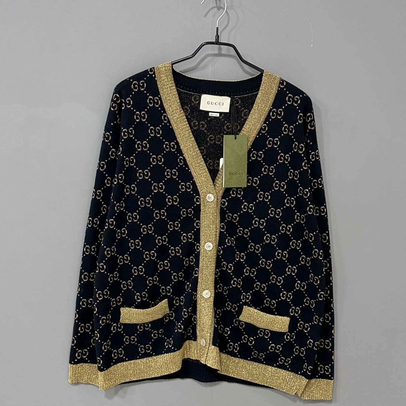 Gucci Gucci Gold Sweater M Women Size M / US 6-8 / IT 42-44 - 1 Thumbnail