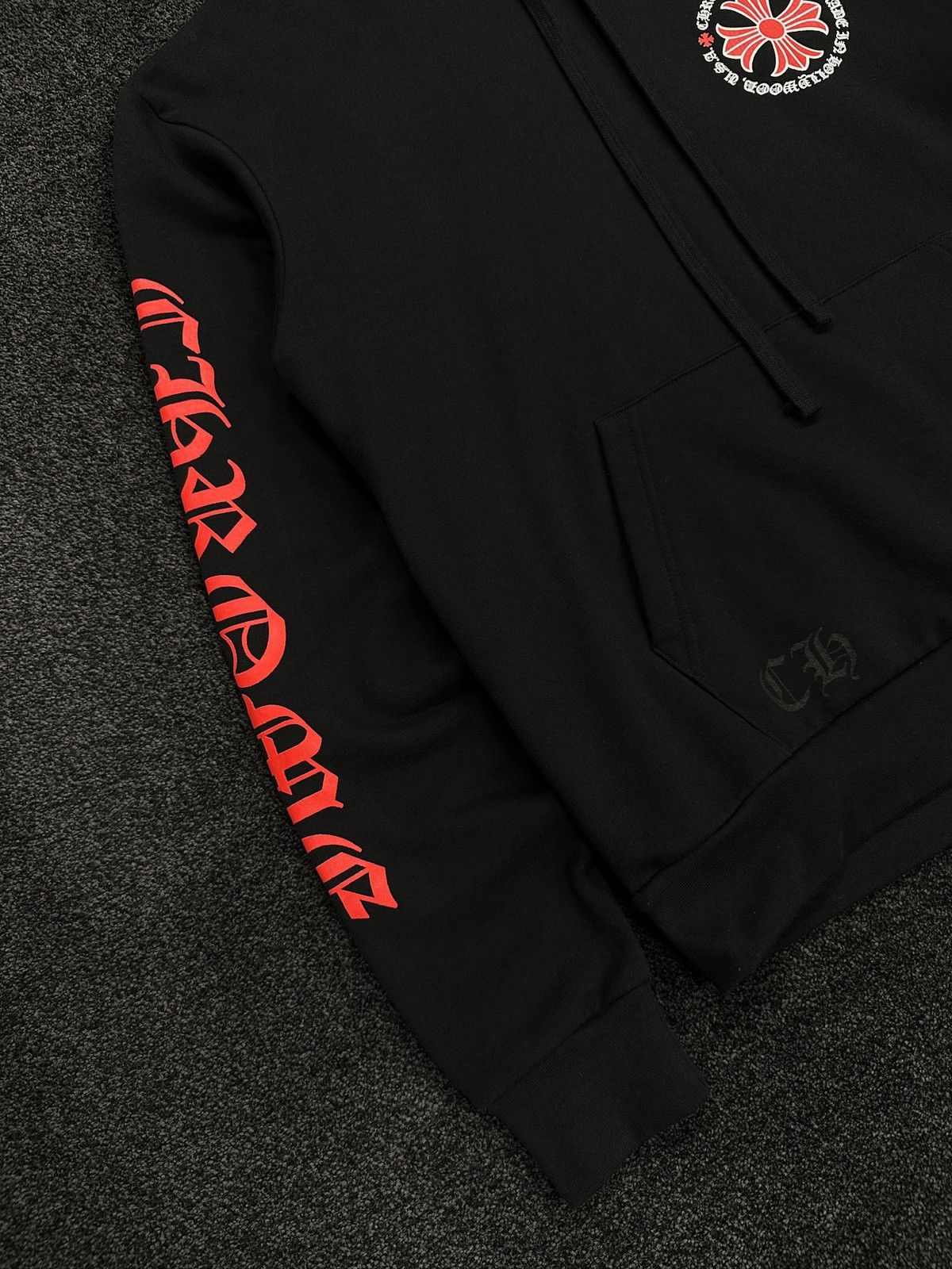 Chrome Hearts Chrome Hearts Plus Logo Hoodie Black Red Size US S / EU 44-46 / 1 - 3 Thumbnail