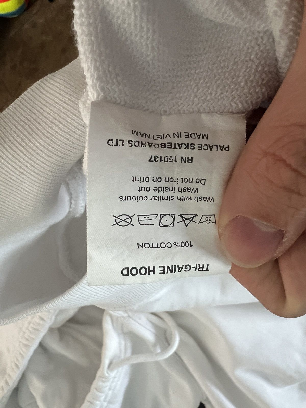 Palace TRI-GAINE HOOD WHITE Size US S / EU 44-46 / 1 - 6 Thumbnail
