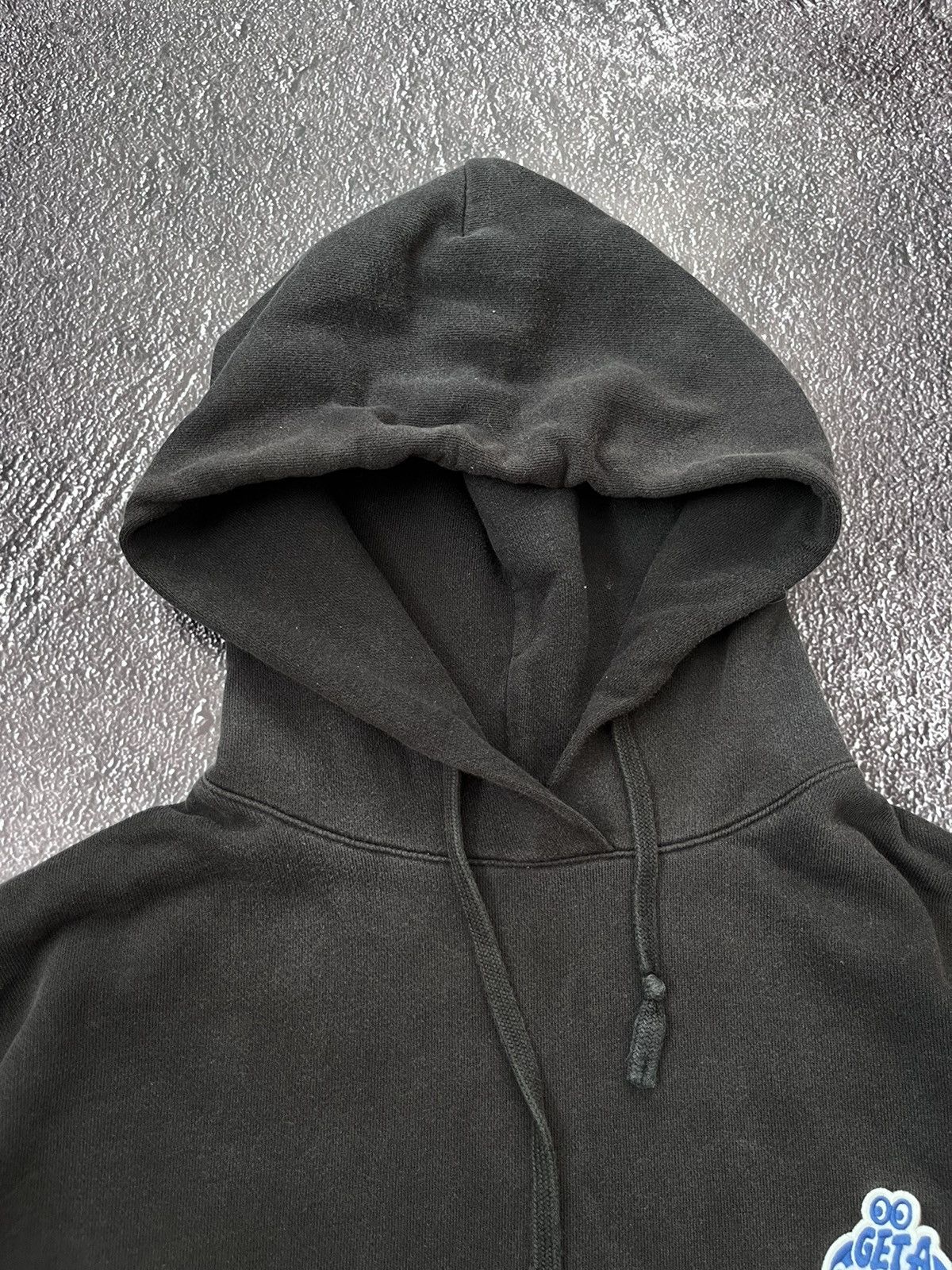 Uniqlo UNIQLO VERDY GETA MOVE ON FADED BLACK HOODIE Size US M / EU 48-50 / 2 - 6 Thumbnail