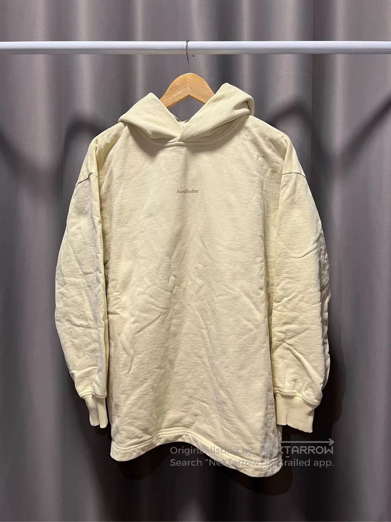Acne Studios Acne Studios Yellow Hoodie for Women. Size XS / US 0-2 / IT 36-38 - 1 Thumbnail
