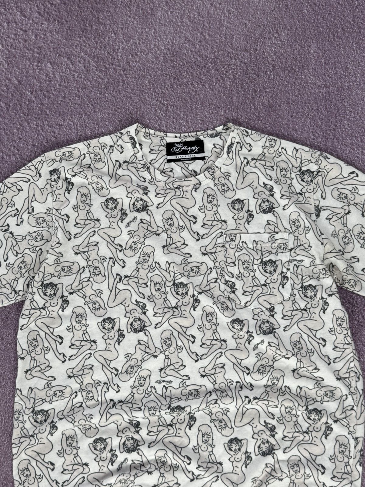 Ed Hardy Ed Hardy 00s Overpint Crazy “Sexy Girl” Graphic T-Shirt Size US S / EU 44-46 / 1 - 2 Thumbnail